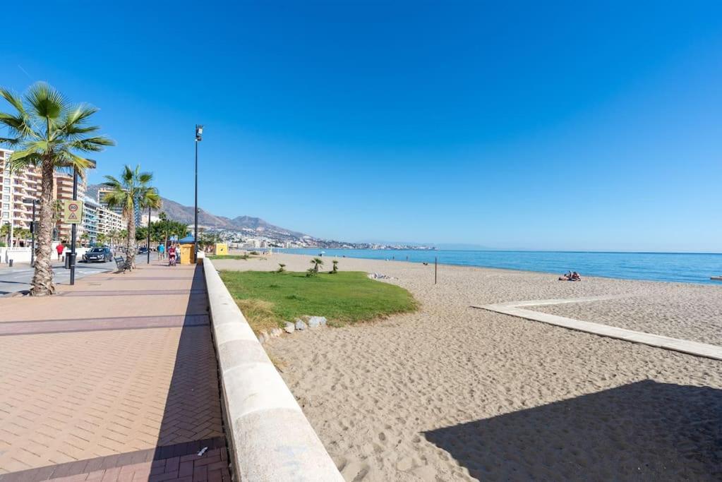 The Boat Lägenhet Fuengirola